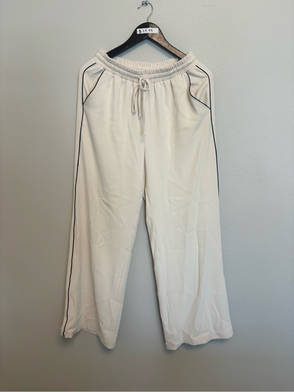 Melloday Wide-Leg Track Pants – Cream with Black Piping, Size S